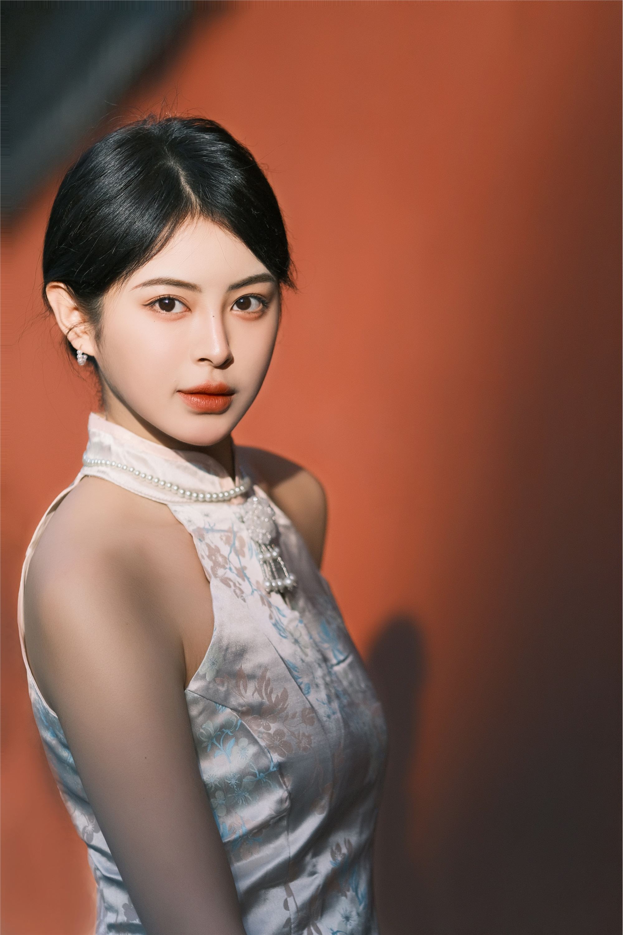 YITUYU艺图语 2025.01.03 庭院深深 胡允恩YooEn